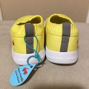 See Kai Run Neon Yellow FlexiRun Sneakers - size 12